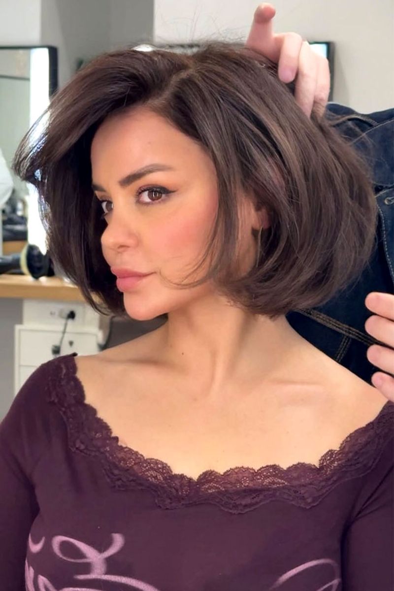 The Blunt Bob with Side Sweep