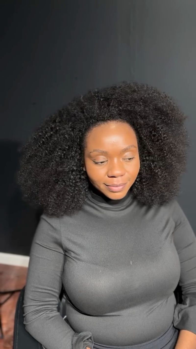 Afro voluminoso