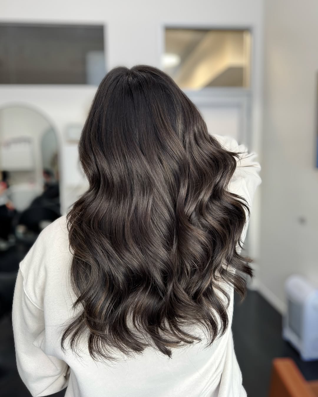 Sticking to a Harsh, Solid Hair Color