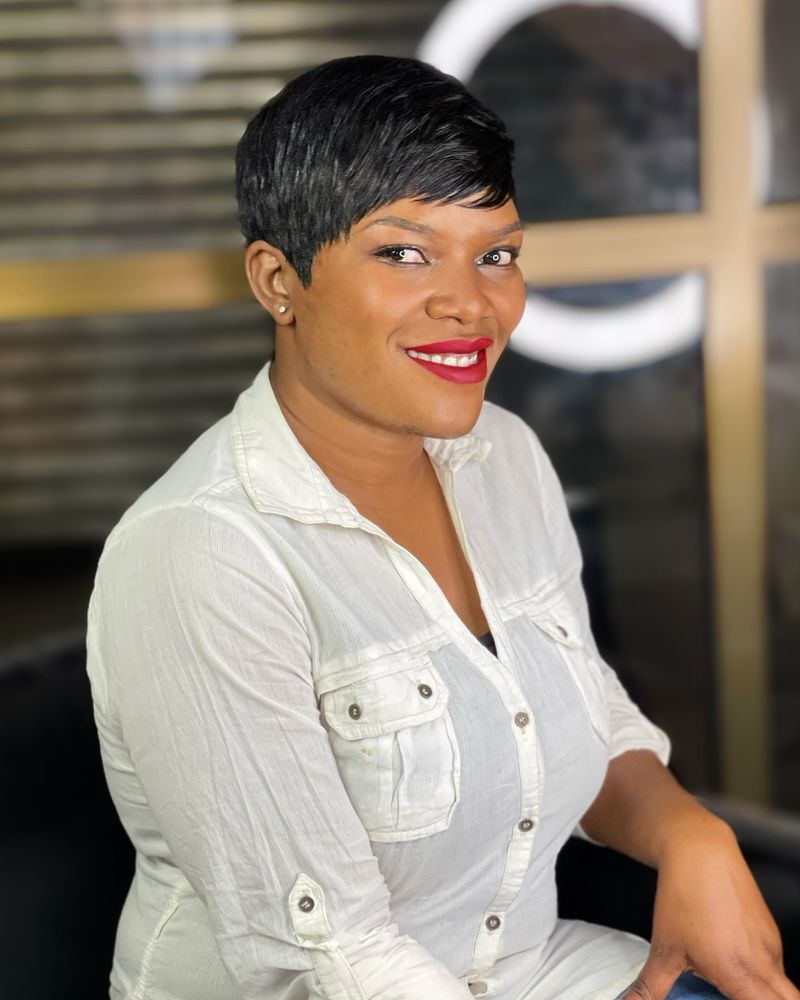 The Dramatic Pixie Cut
