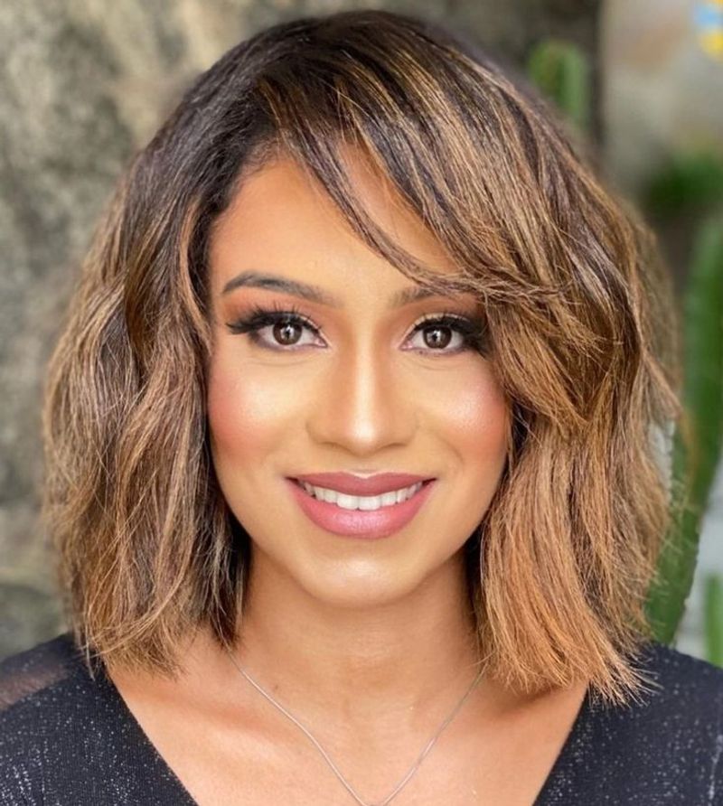 Textured Lob with Side Sweep