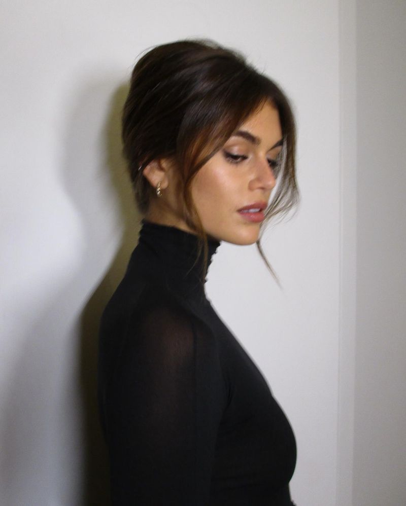 The Perfectly Imperfect Messy Bun