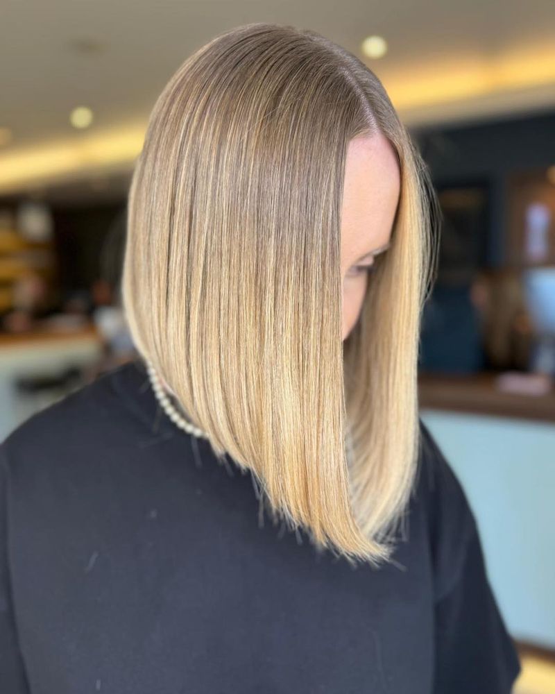 The Sleek Shoulder-Grazer