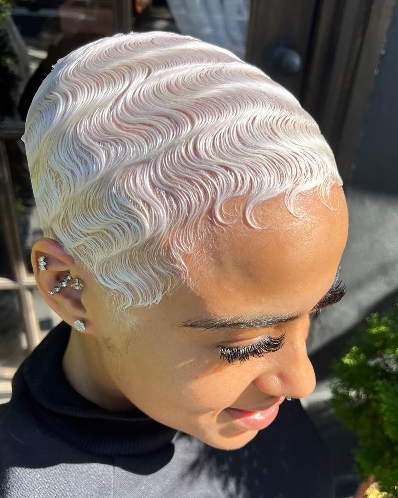 Ondas suaves dos dedos