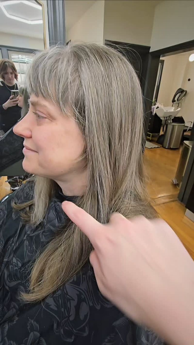 Face-Framing Layers with Long Back