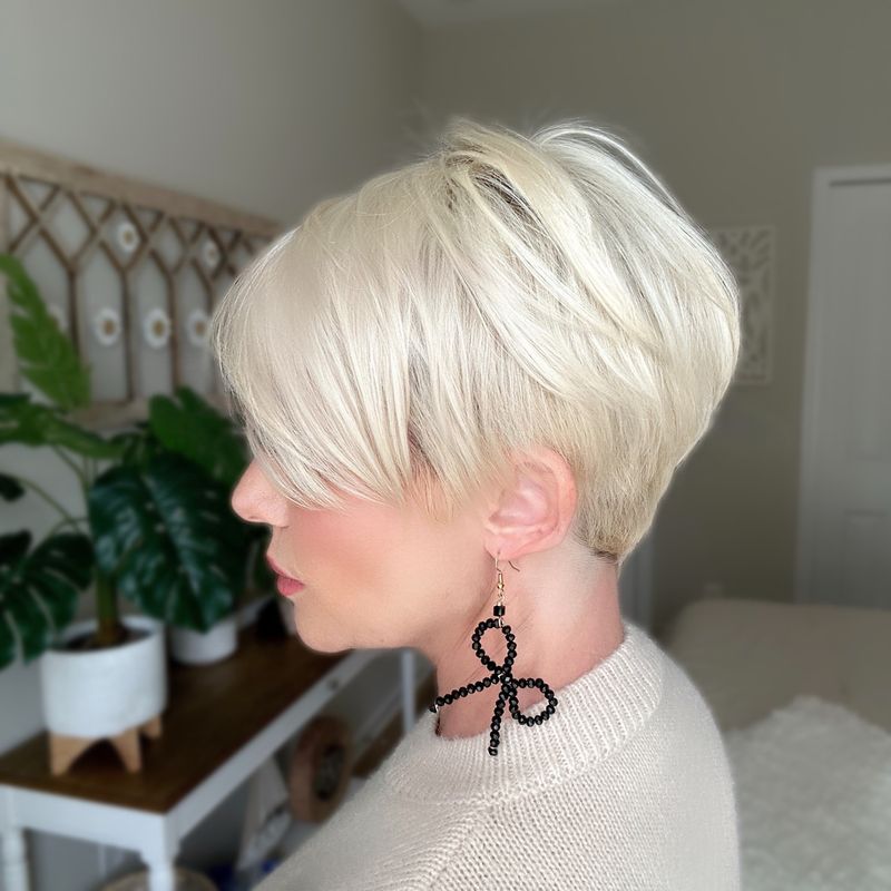 Soft Pixie with Long Crown