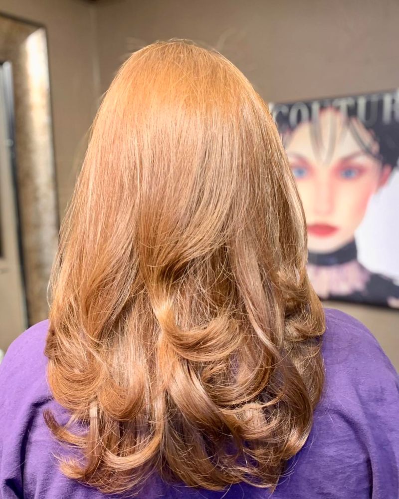 Selenium shields hair follicles from damage