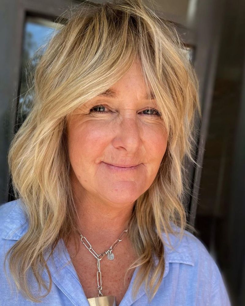 Soft Shoulder-Length Layers