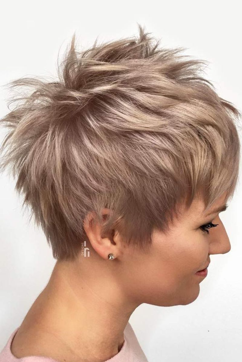 Pixie piumato