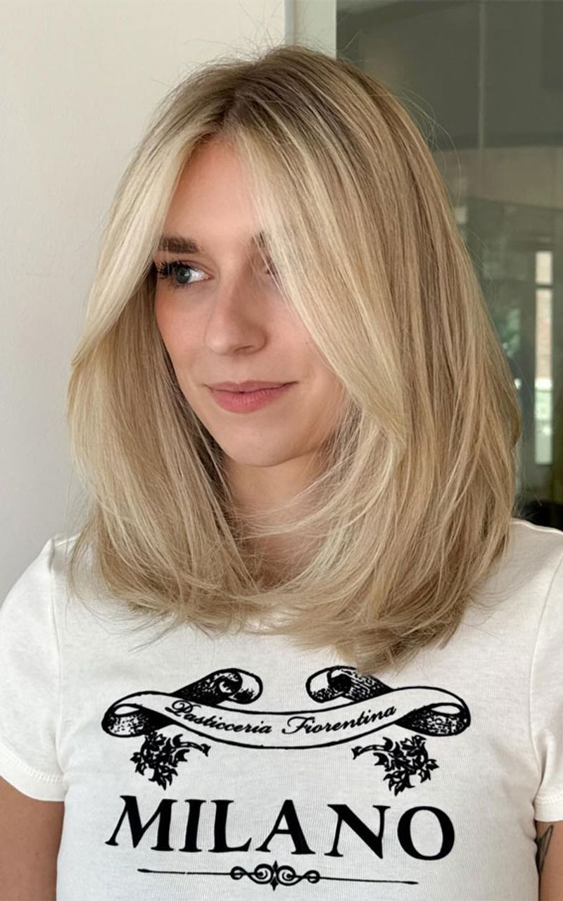 Angled Lob with Face-Framing Layers