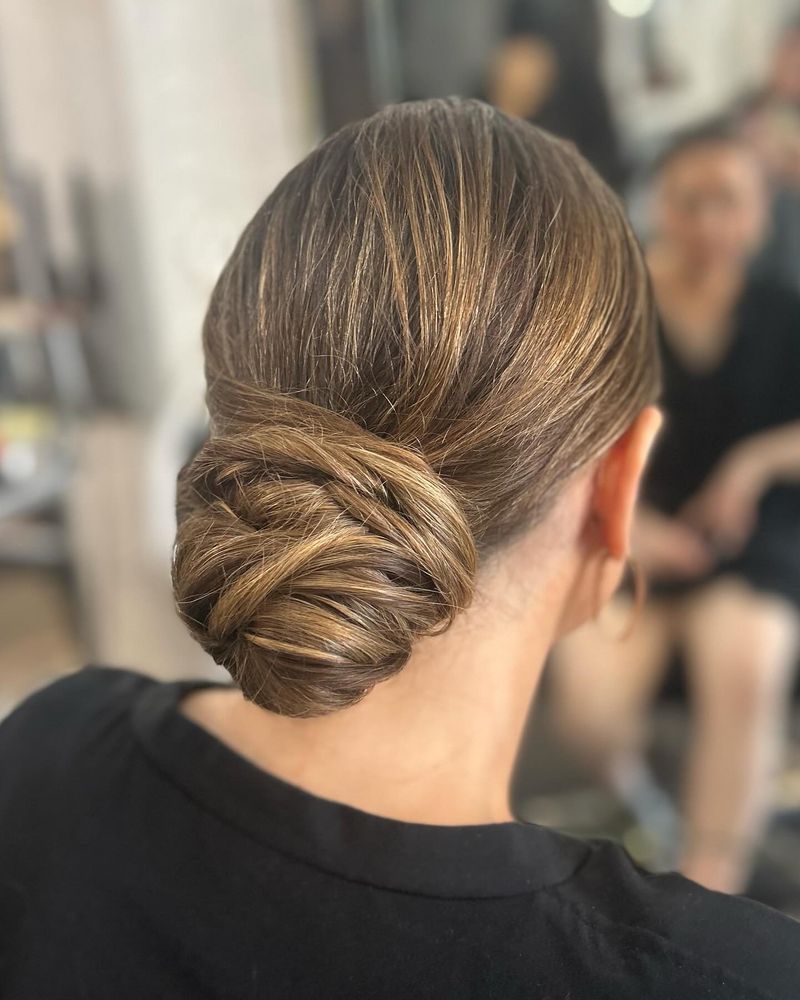Minimalist Slicked-Back Elegance