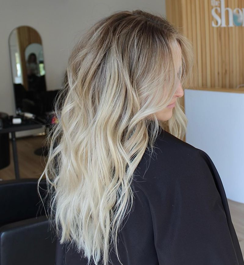 Ondas de praia despenteadas