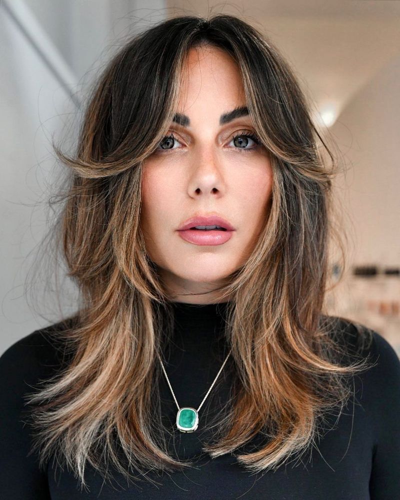 90s-Inspired Rachel Cut