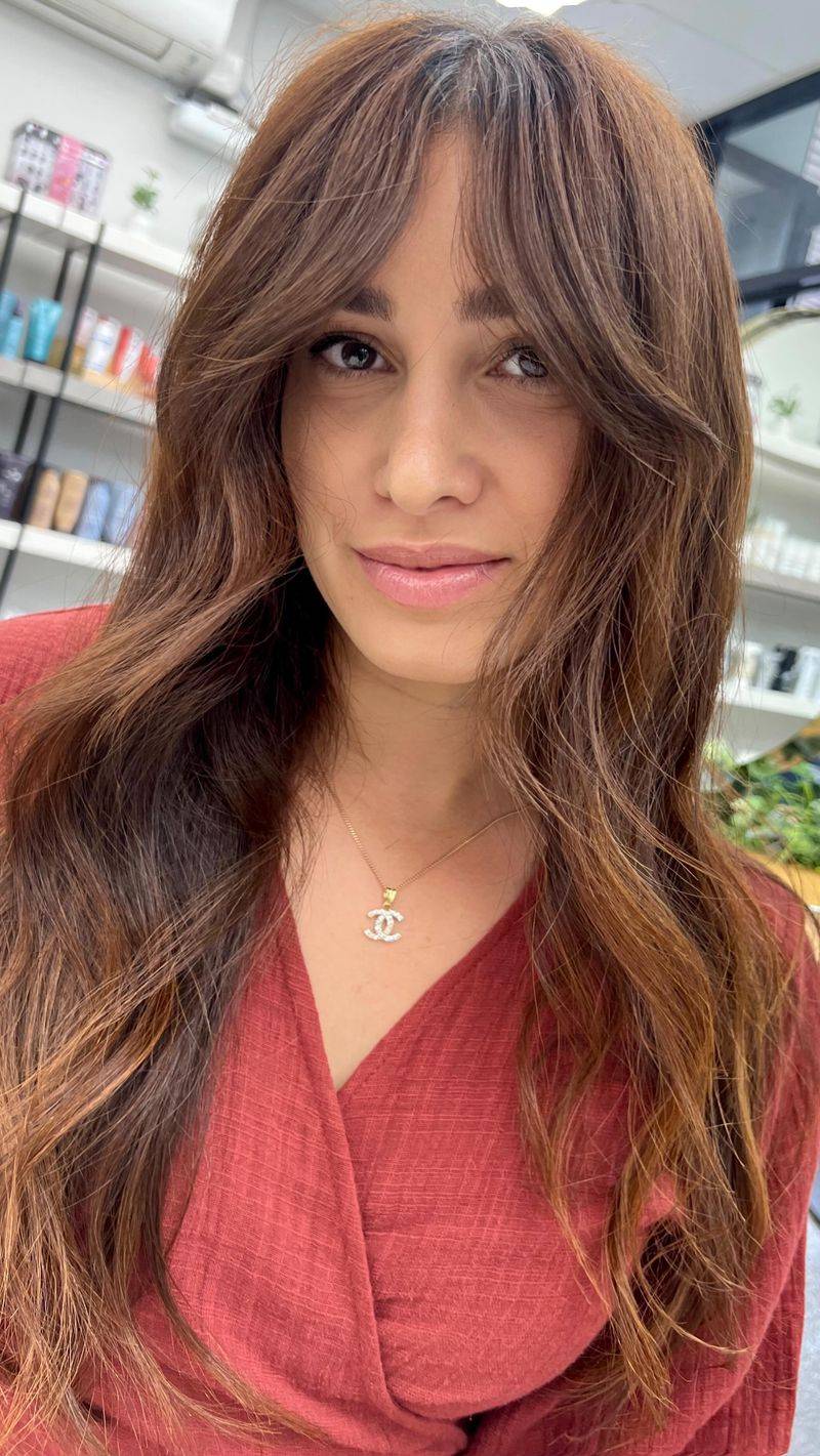 Disconnected Layers for Growing Out Bangs