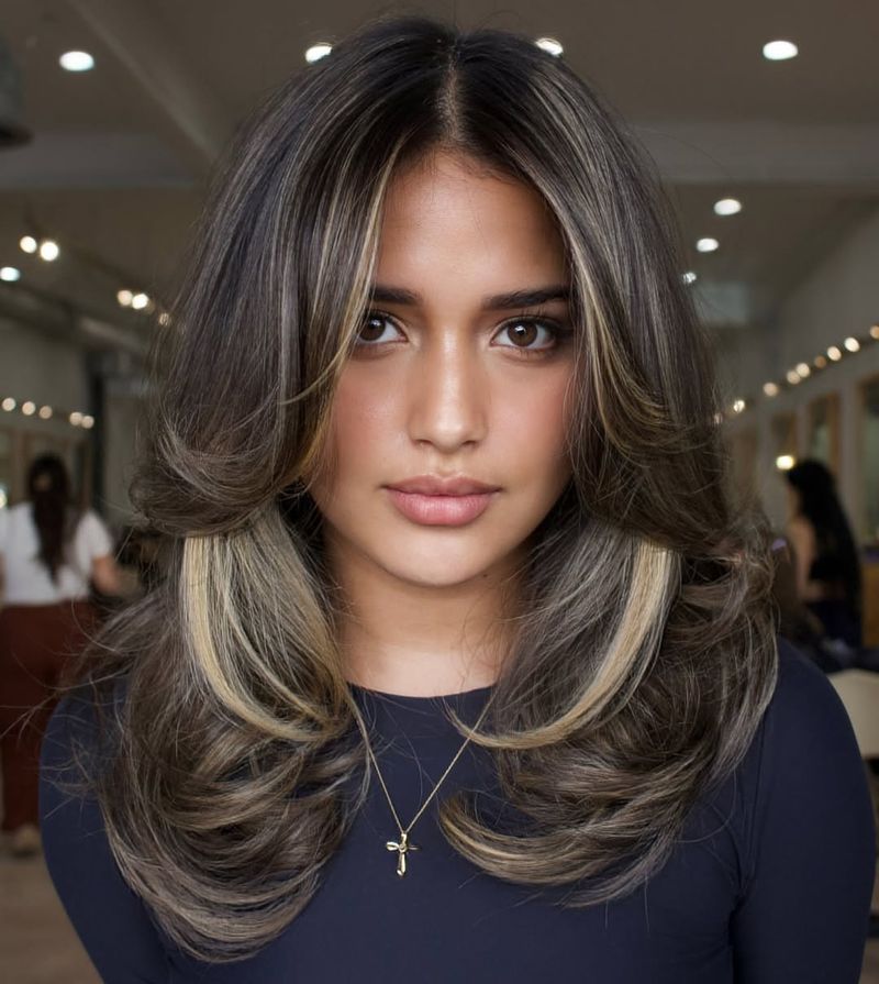 Layered Cut with Face-Framing Pieces