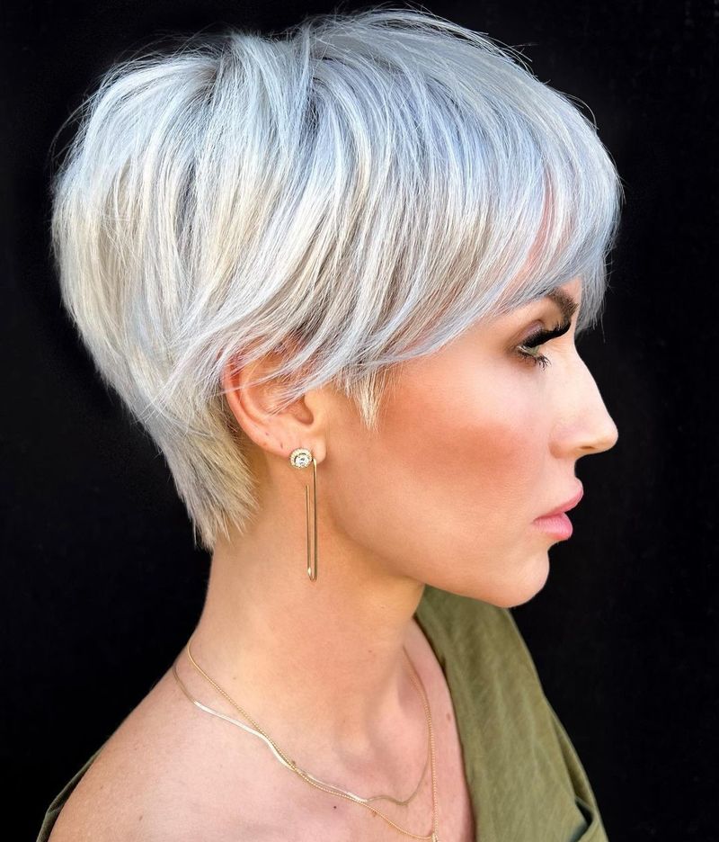 Platinum Pixie-Bob with Textured Layers