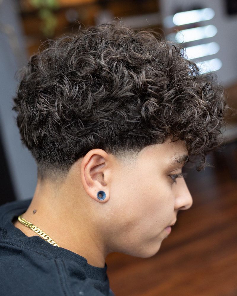 Flequillo rizado