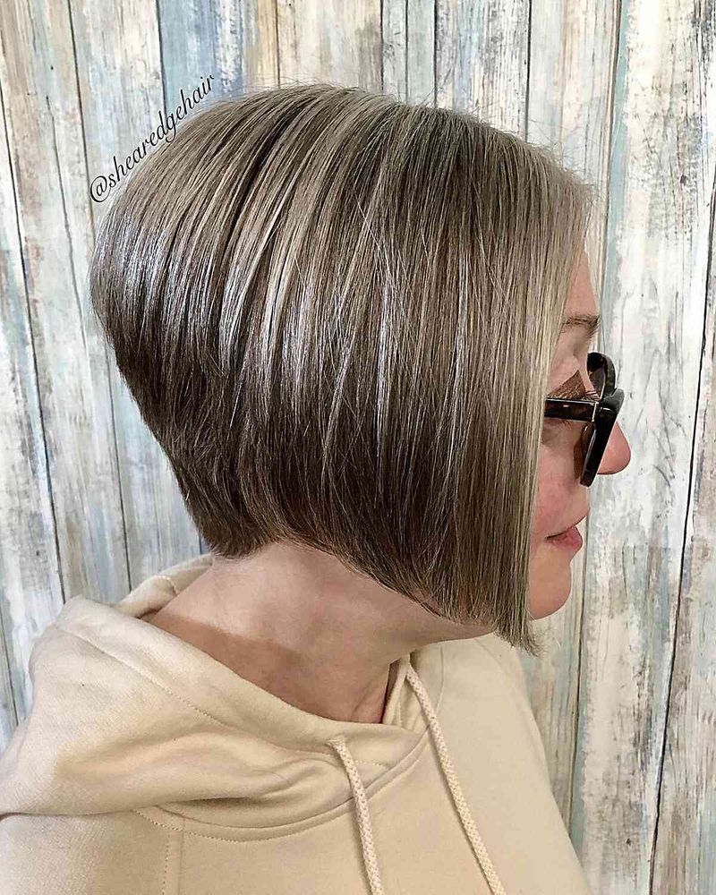 Sleek Chin-Length Wedge