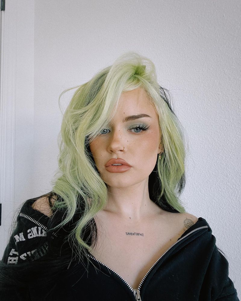Disappointing: Green-Tinted Blonde
