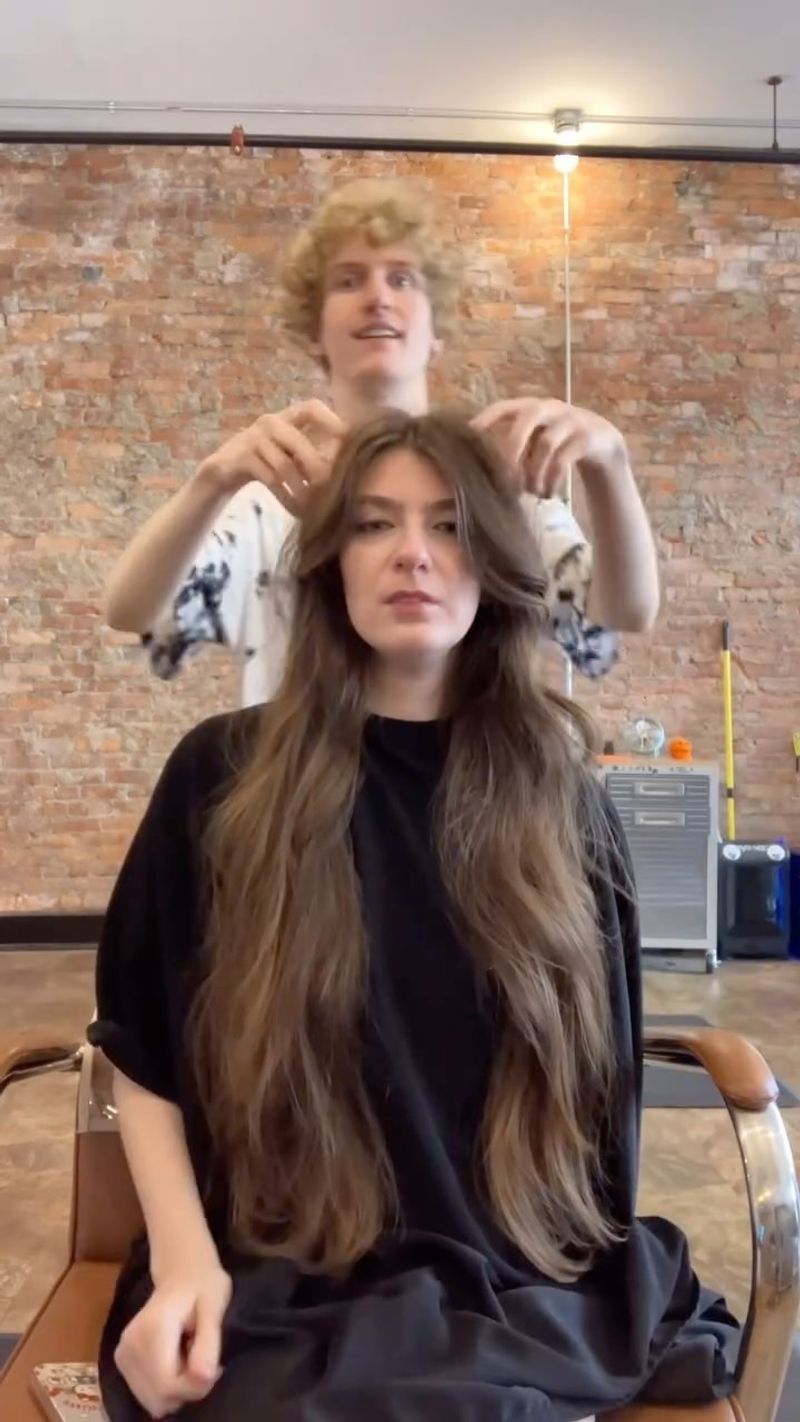 Invisible Layers for Ultra-Long Hair