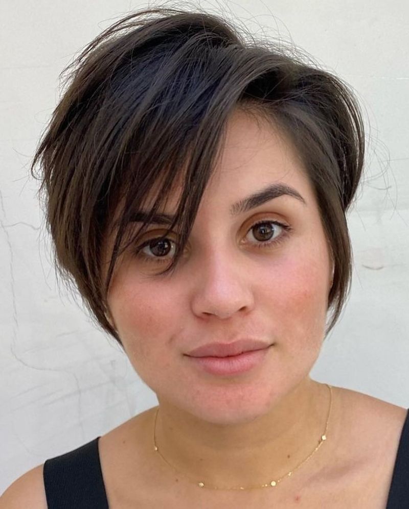 Feathered Pixie for Round Faces