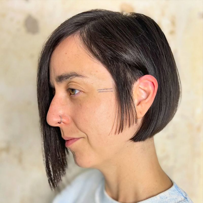 Asymmetrical Graduated Bob