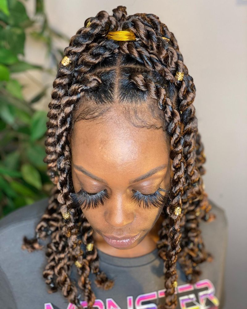 Passion Twists With Accessories