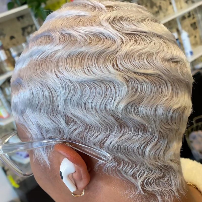 Ondas con los dedos