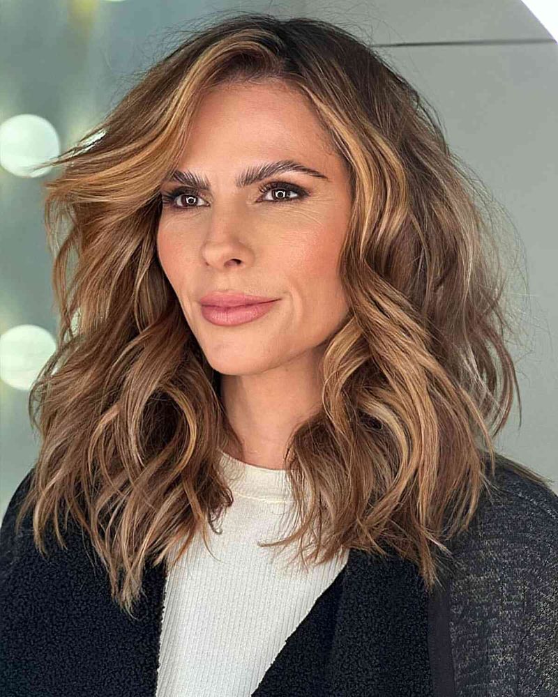 Feathered Mid-Length Cut