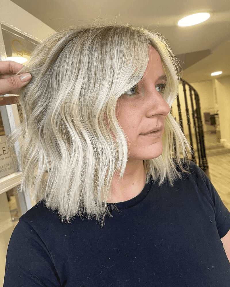 Thinning Hair Requires Expert Solutions