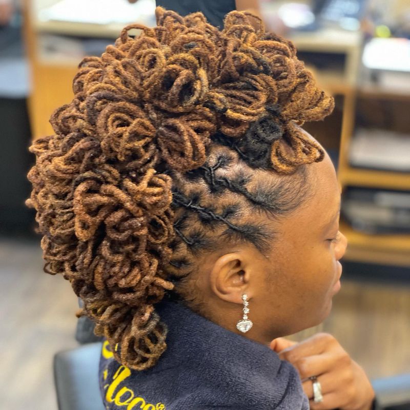 Loc Frohawk with Wrapped Base