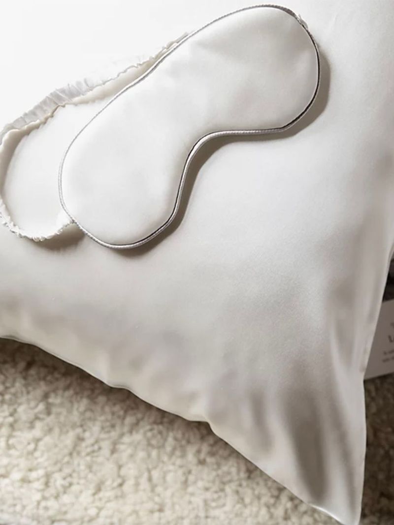 Sleep on a Silk Pillowcase