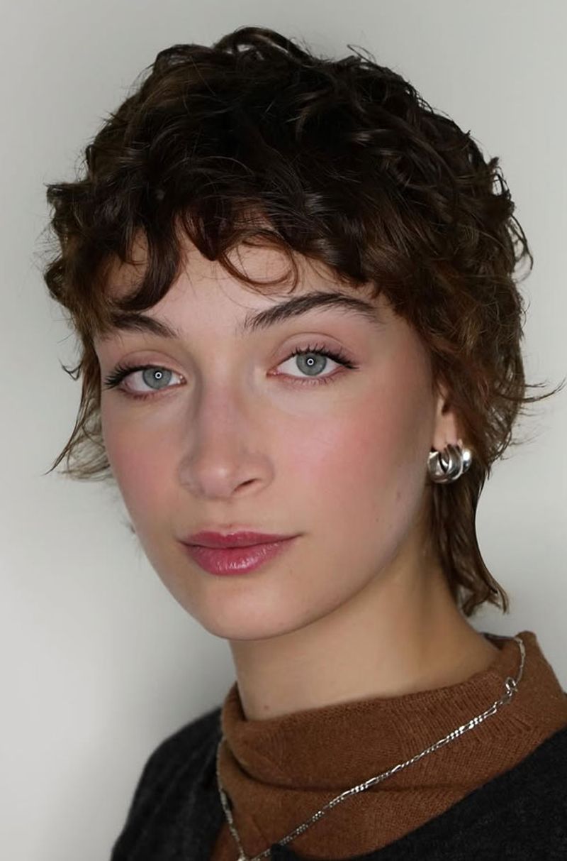 Textured Crop with Micro-Fringe