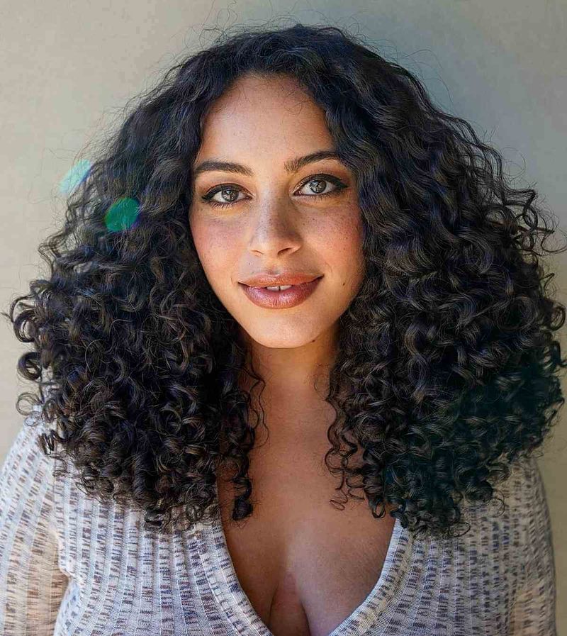 Voluminous Shoulder-Length Curls