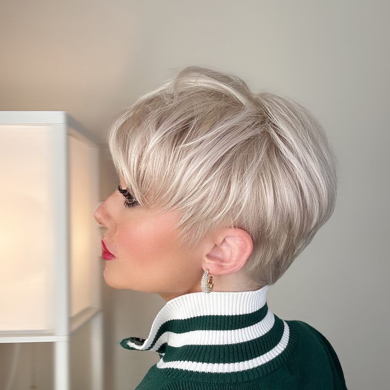 Pixie con scollatura affusolata