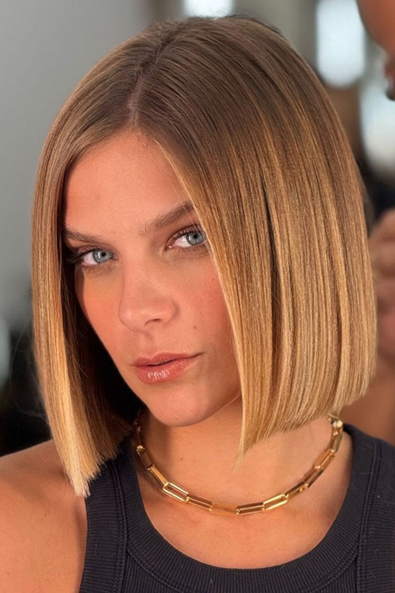 Blunt Lob (Long Bob)