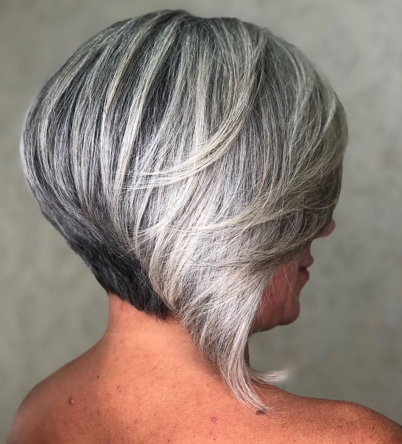 Graduated Mid-Length Style