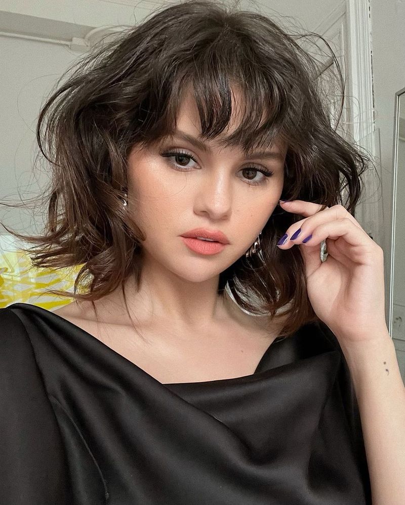 Selena Gomez's Layered Medium Cut