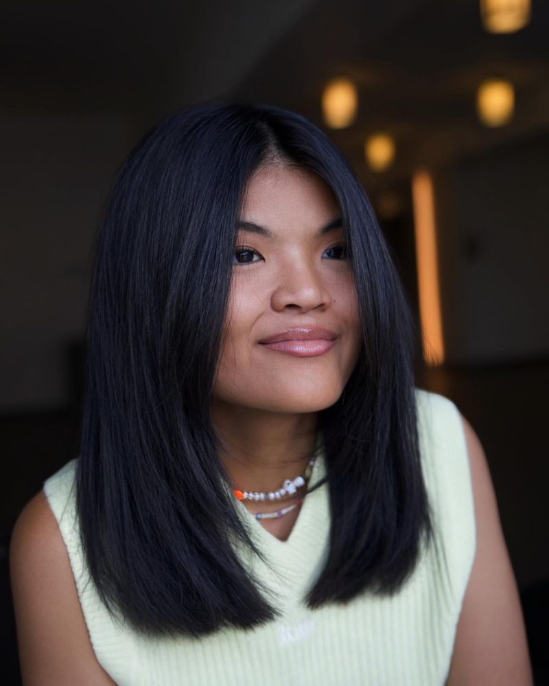 Shoulder-Length Lob with Center Part