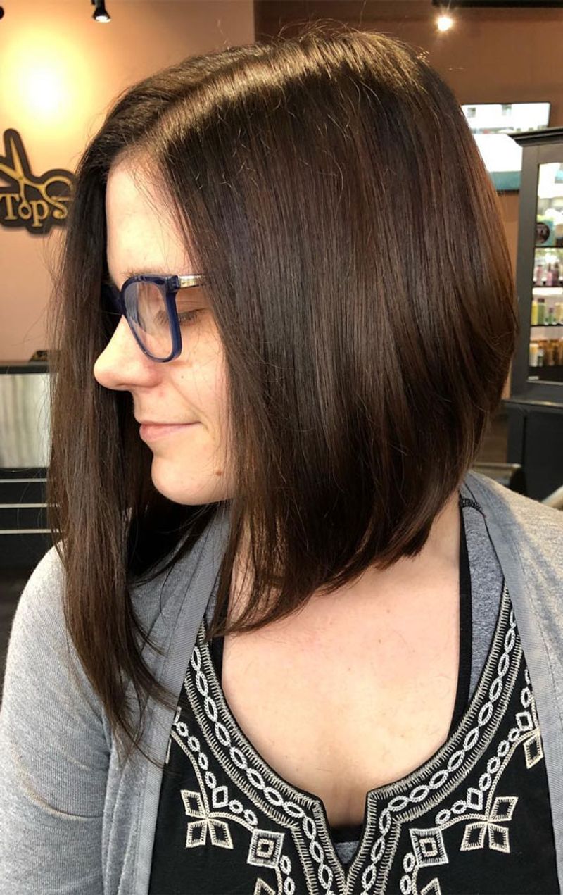 Asymmetrical Shoulder Length