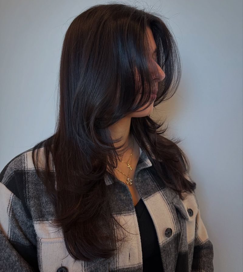 Face-Framing Layers with Long Base