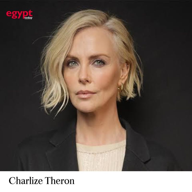 Charlize Theron's Sleek Platinum Bob