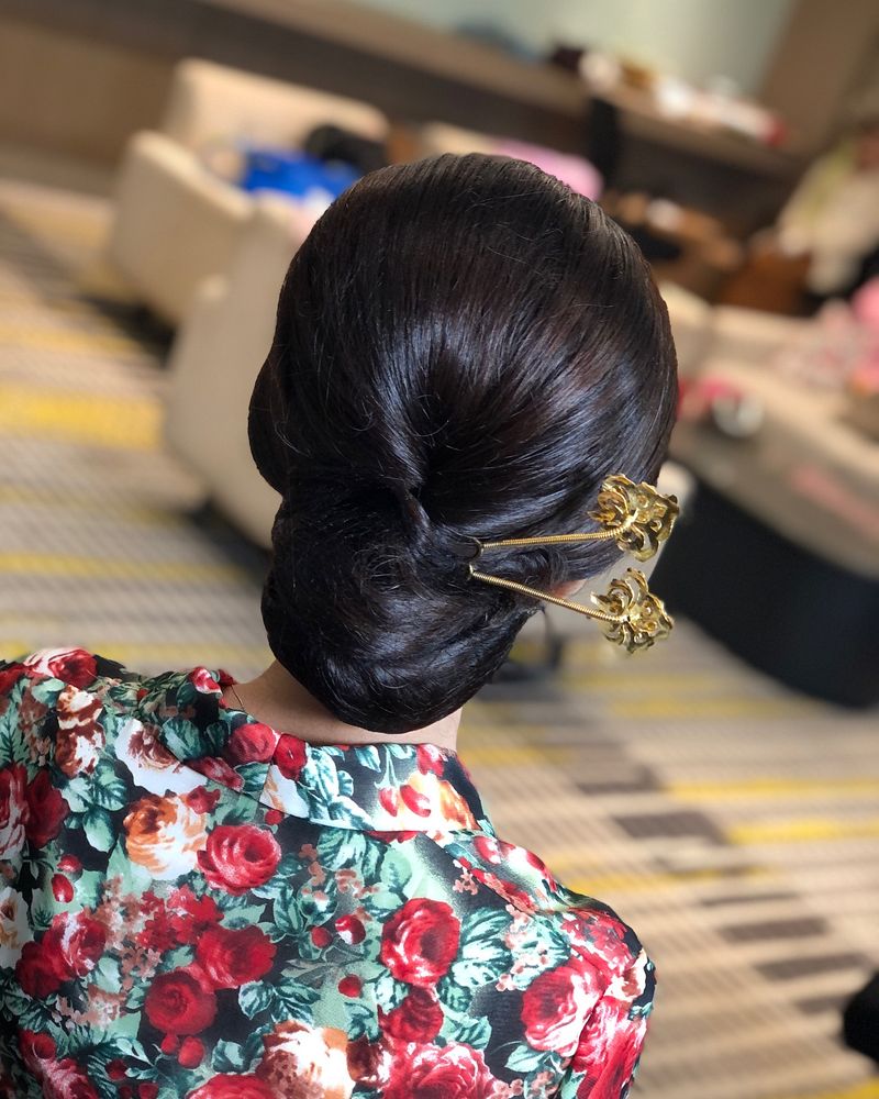 Indonesian Sanggul Twists