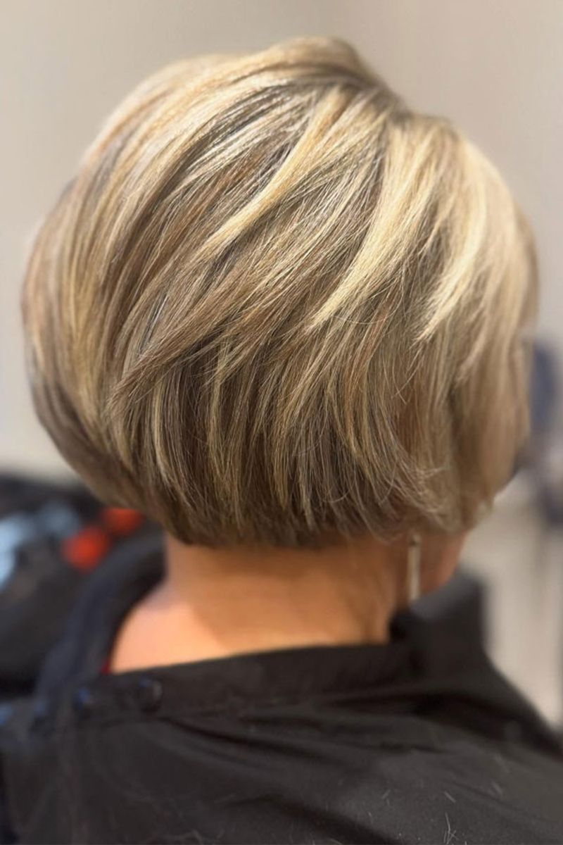 Graduated Bob with Volume