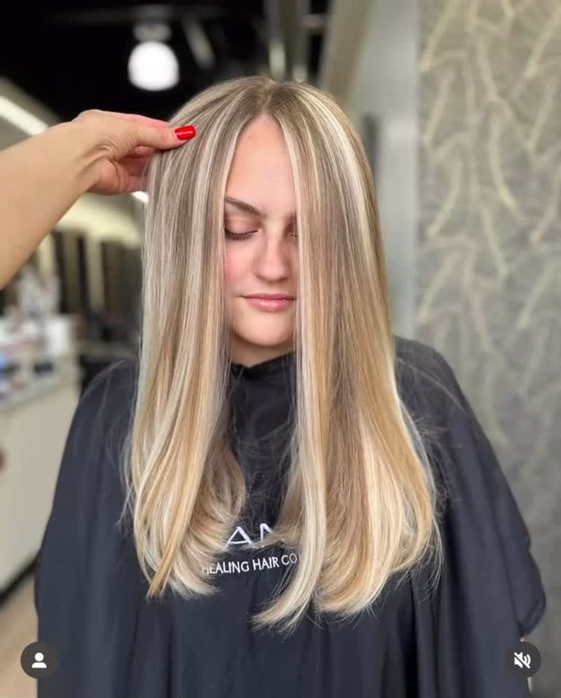 90s-Inspired Chunky Highlights