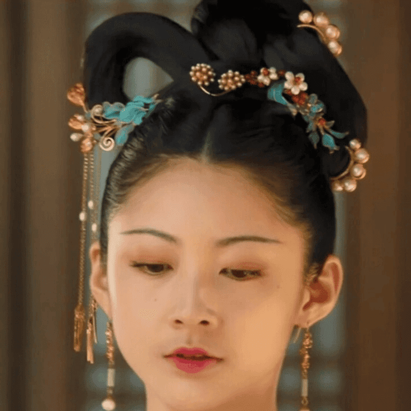 Chinese Qing Dynasty Loops