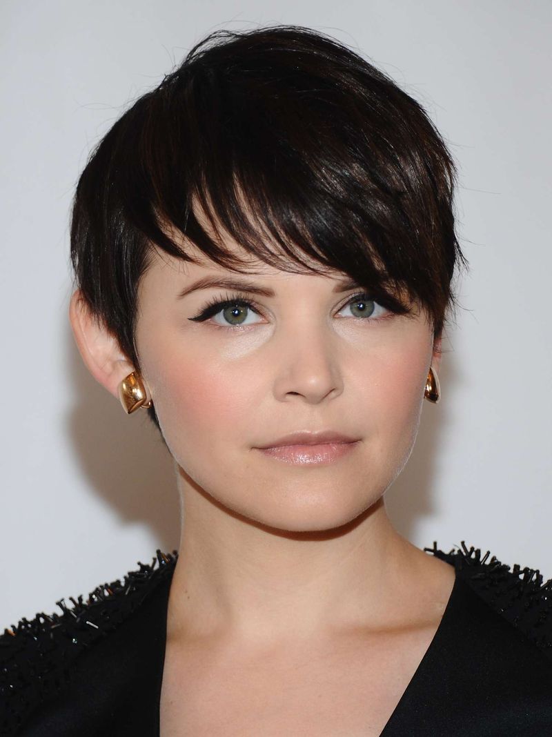 Ginnifer Goodwin's Asymmetrical Pixie