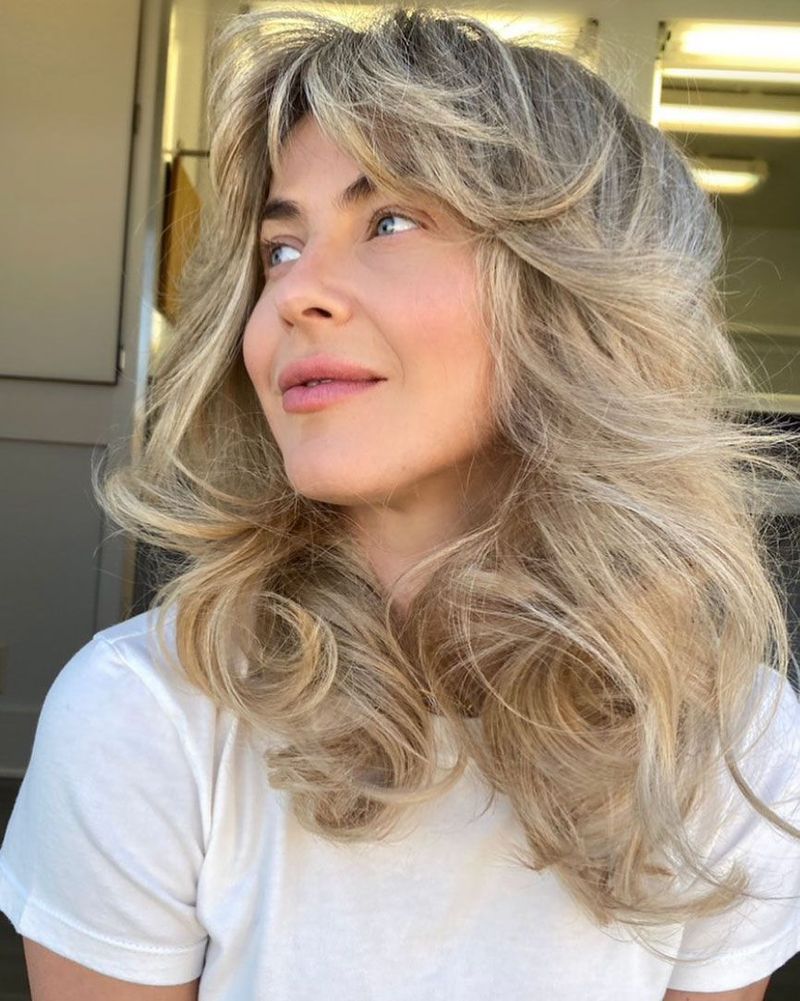 Soft Waves with Volume