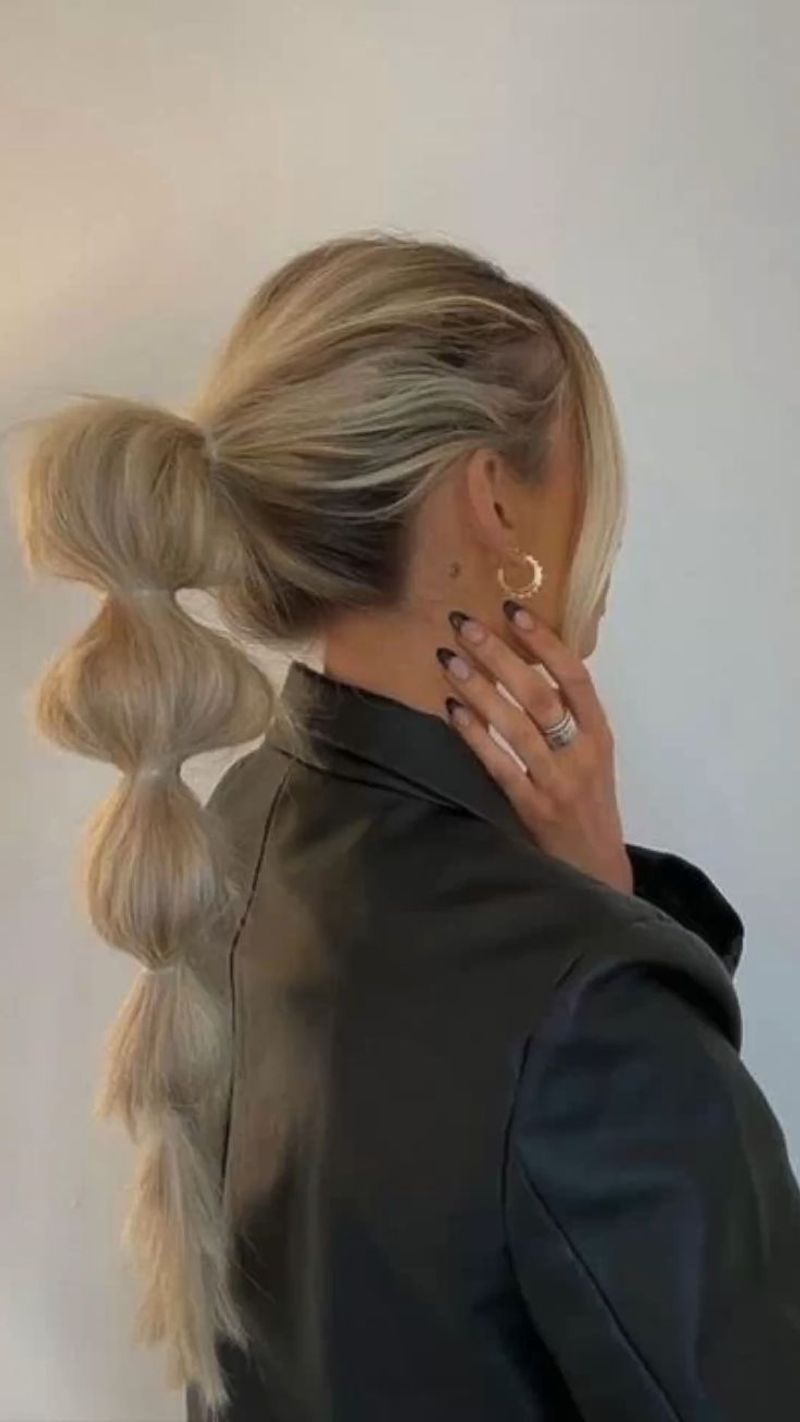 Snowy Blonde Bubble Ponytail