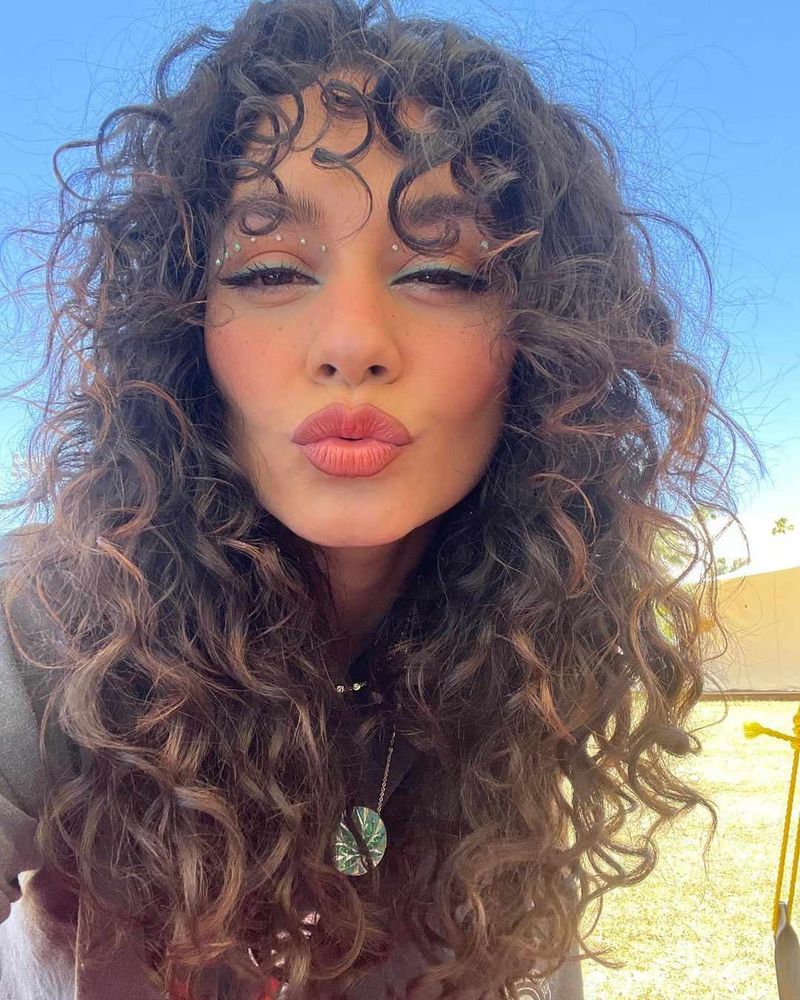 Curl Cream Cocktailing